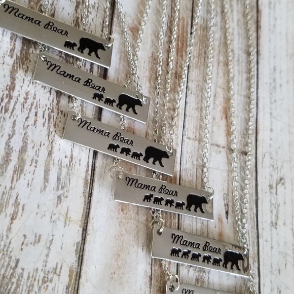 MAMA BEAR & cub necklace 4 choices - Picture 7 of 8